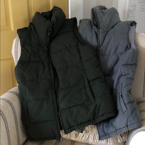 2 Old Navy Puffy Vests - Size Small